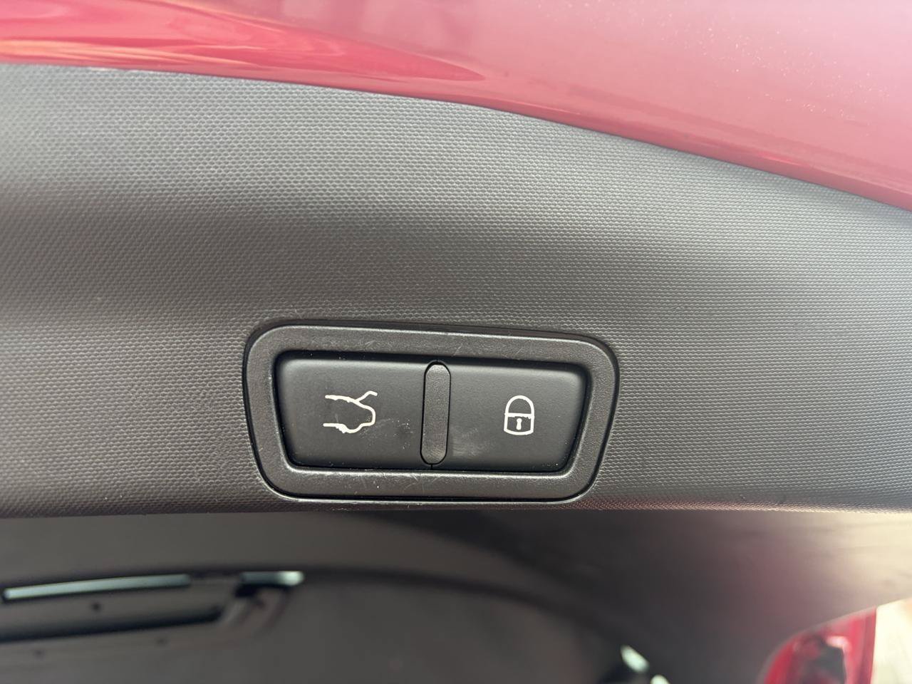 Used 2018 Alfa Romeo Stelvio Ti AWD/4WD image 15