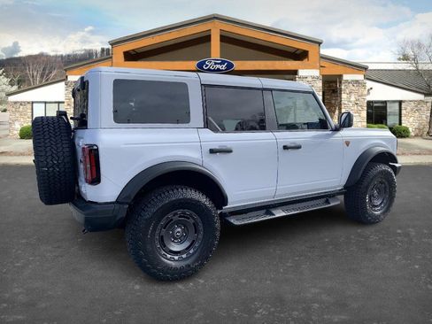 New 2025 Ford Bronco Badlands w/ Sasquatch Package image 5