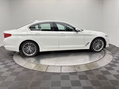 Used 2020 BMW 530e xDrive AWD/4WD image 17