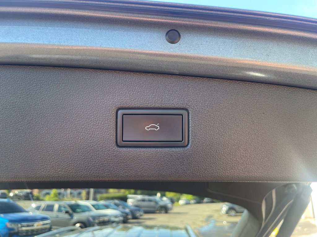 Certified 2024 Volkswagen Tiguan SE AWD/4WD image 19