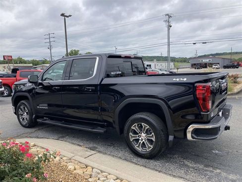 New 2026 GMC Sierra 1500 SLE w/ Preferred Package image 6