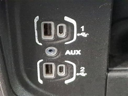 Used 2024 RAM 2500 Big Horn image 26