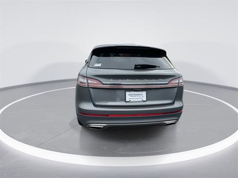 Used 2022 Lincoln Nautilus Reserve w/ Equipment Group 201A image 7