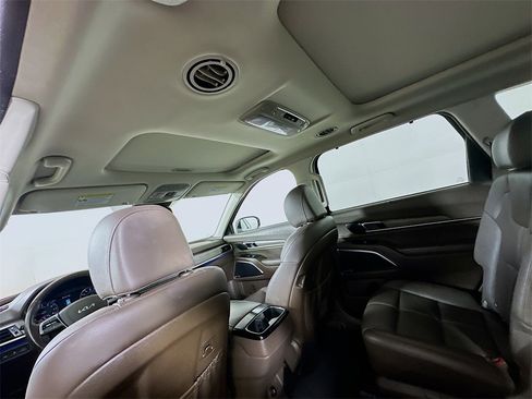 Used 2022 Kia Telluride SX w/ Nightfall Edition Package image 13