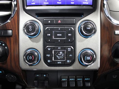 Used 2016 Ford F350 Lariat w/ Lariat Ultimate Package AWD/4WD image 17
