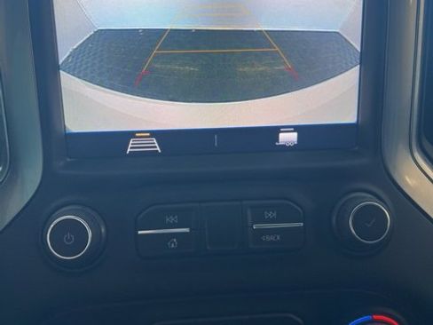 Used 2022 Chevrolet Silverado 1500 LT image 40