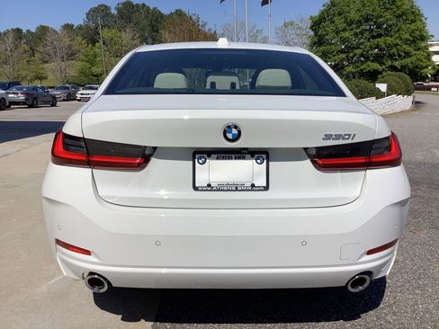 Certified 2025 BMW 330i Sedan w/ Premium Package image 12
