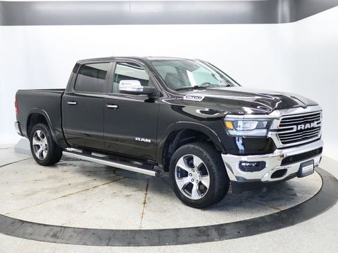 Used 2022 RAM 1500 Laramie AWD/4WD image 7
