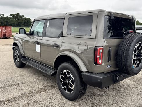 New 2026 Ford Bronco Outer Banks AWD/4WD image 5