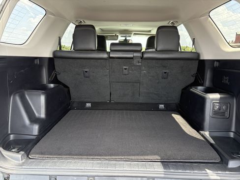 Used 2019 Toyota 4Runner Limited AWD/4WD image 17