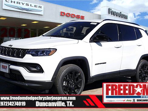 New 2026 Jeep Compass Latitude image 1