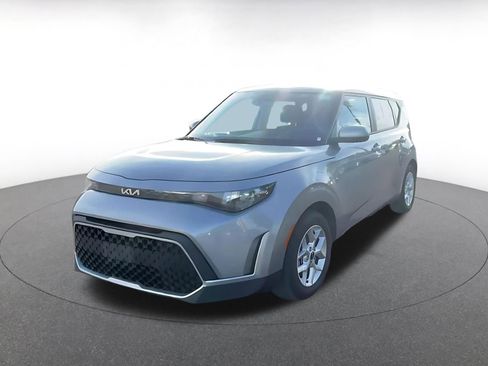 Used 2025 Kia Soul LX w/ LX Technology Package image 7