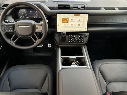 New 2026 Land Rover Defender 130 V8 image 12