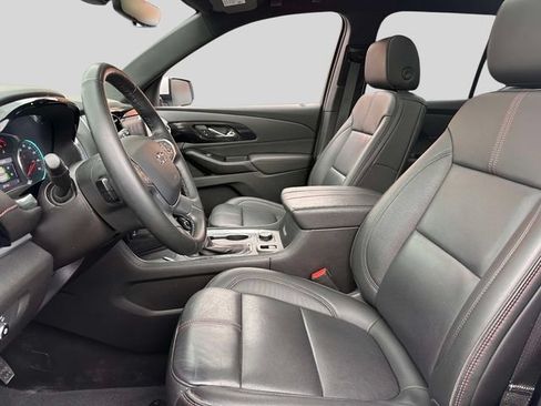 Used 2023 Chevrolet Traverse RS AWD/4WD image 15