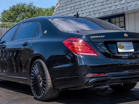 Used 2016 Mercedes-Benz Maybach S 600 image 3