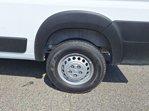 New 2025 RAM ProMaster 2500 image 13