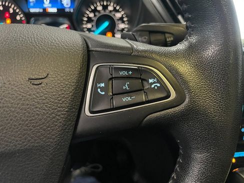 Used 2017 Ford Escape Titanium AWD/4WD image 11