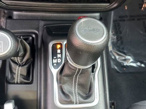 Used 2023 Jeep Wrangler Unlimited Sahara w/ Cold Weather Group AWD/4WD image 19