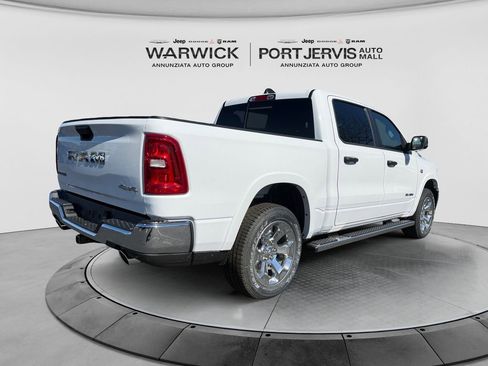 New 2026 RAM 1500 4x4 Crew Cab image 5