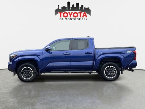 Used 2024 Toyota Tacoma TRD Sport w/ TRD Sport Upgrade Package image 6