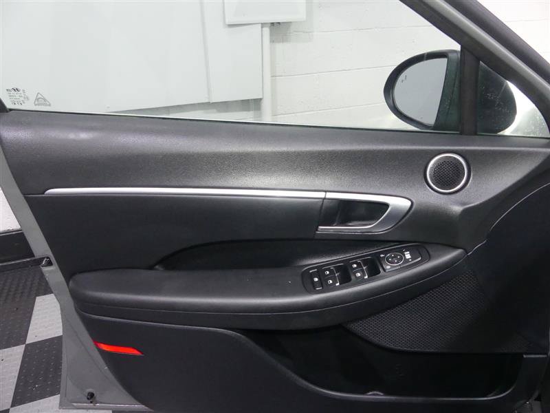 Used 2021 Hyundai Sonata SEL w/ Convenience Package FWD image 17
