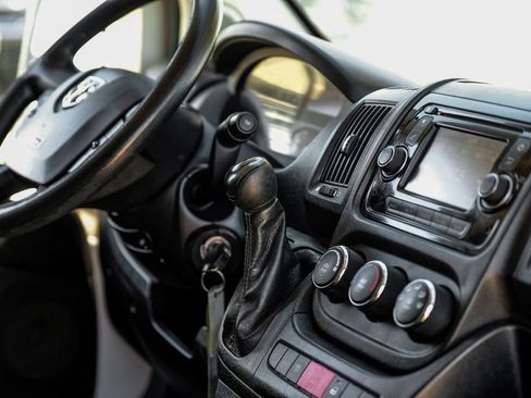 Used 2017 RAM ProMaster 1500 image 18