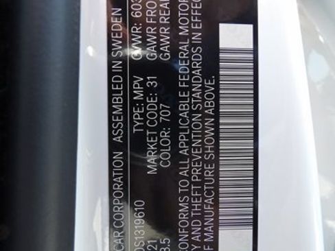 Certified 2025 Volvo XC90 B6 Plus w/ Protection Package Premier AWD/4WD image 33