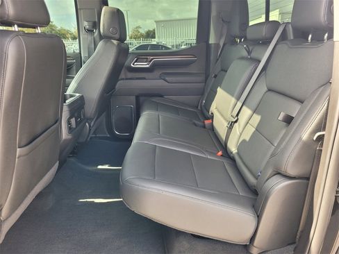 Used 2024 Chevrolet Silverado 1500 LT Trail Boss w/ Convenience Package II image 9