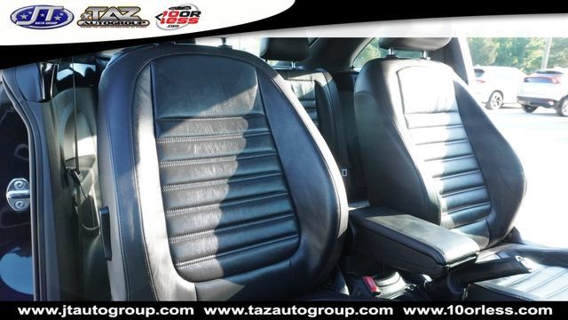 Used 2012 Volkswagen Beetle 2.0T FWD image 12