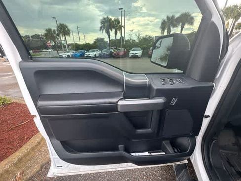Used 2018 Ford F150 XLT w/ Equipment Group 302A Luxury AWD/4WD image 17