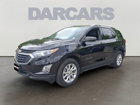 Used 2019 Chevrolet Equinox LT w/ Sun & Navigation Package AWD/4WD image 3