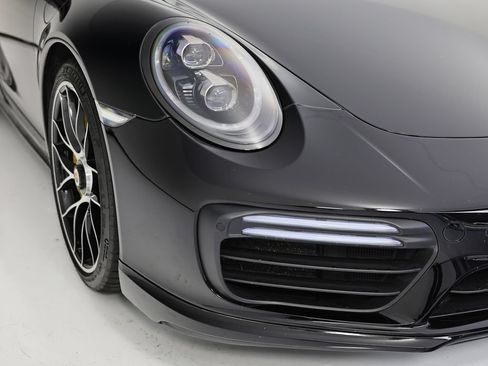 Certified 2019 Porsche 911 Turbo AWD/4WD image 21