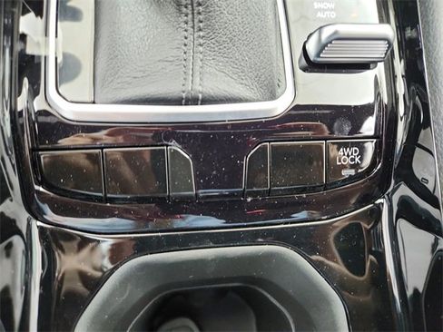 New 2026 Jeep Compass Latitude image 25