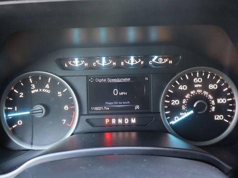 Used 2018 Ford F150 XLT w/ Equipment Group 302A Luxury RWD image 33