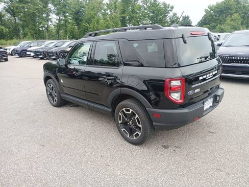 Used 2023 Ford Bronco Sport Outer Banks w/ Tech Package AWD/4WD image 3
