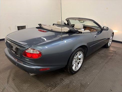 Used 2001 Jaguar XK8 Convertible image 33