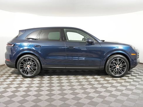 New 2026 Porsche Cayenne AWD/4WD image 8