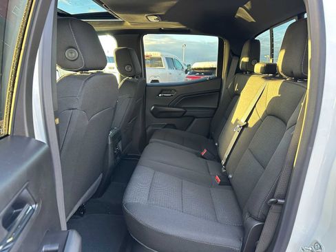 New 2026 GMC Canyon Elevation w/ Convenience Package image 16