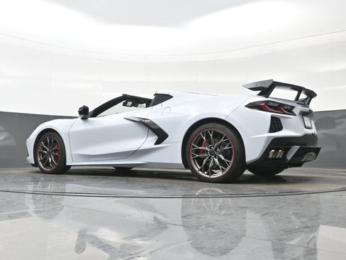 Used 2023 Chevrolet Corvette Stingray Coupe w/ Battery Protection Package image 25