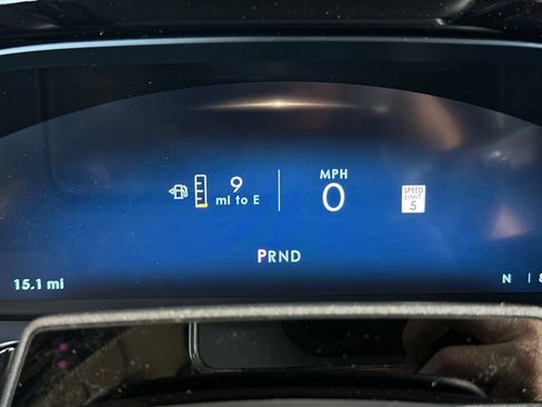 New 2025 Lincoln Corsair Reserve w/ Equipment Group 202A image 24