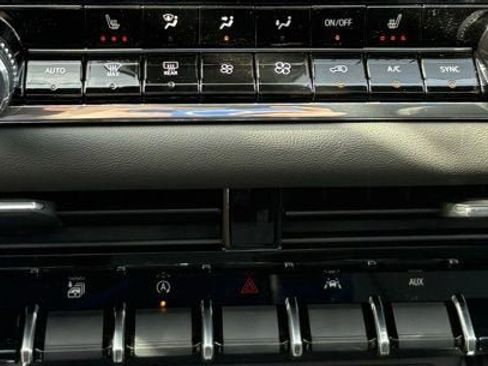 New 2026 GMC Canyon Elevation w/ Convenience Package image 22