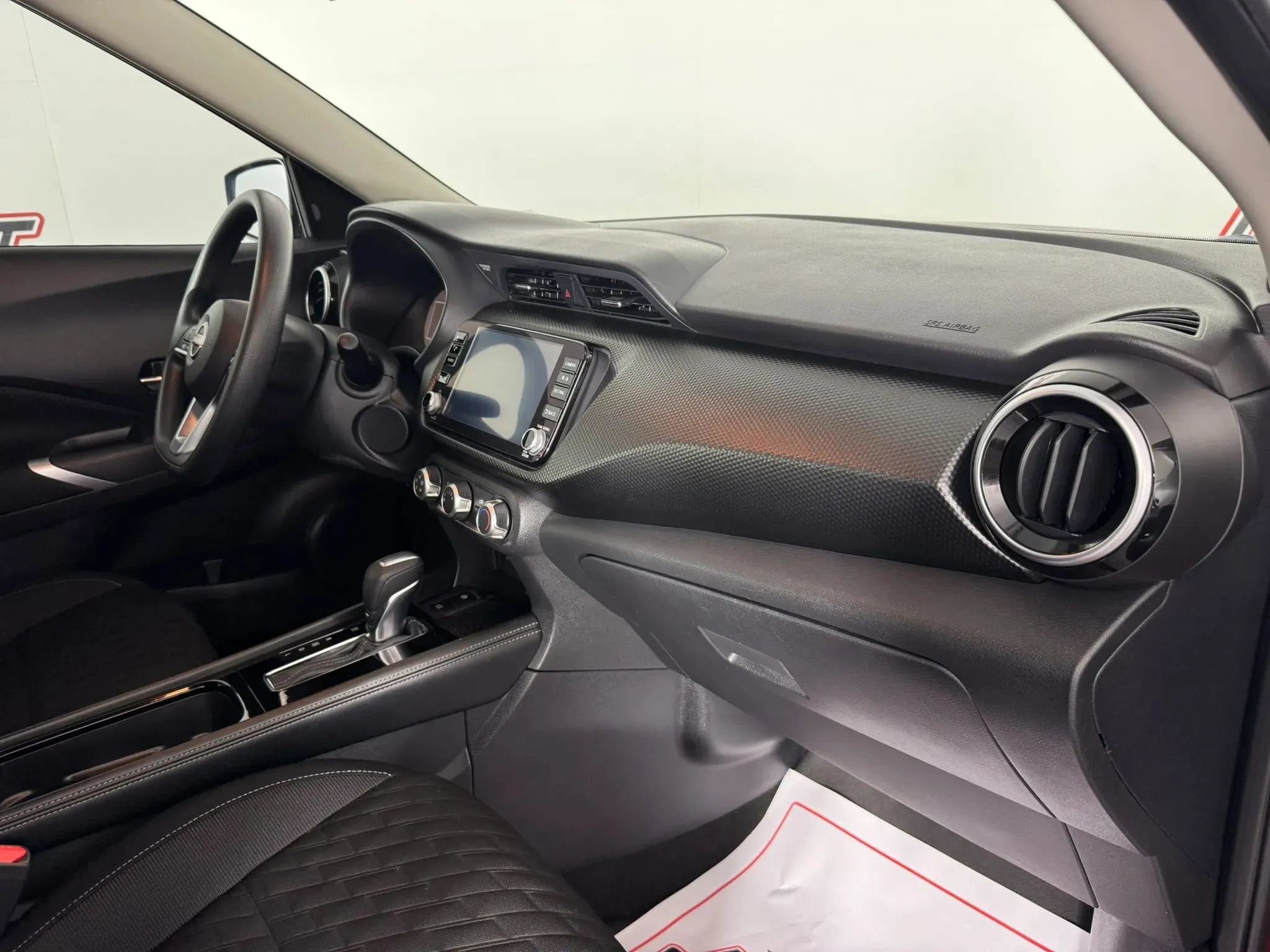 Used 2023 Nissan Kicks SV FWD image 12