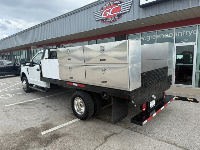Used 2018 Ford F350 XL w/ Power Equipment Group AWD/4WD image 5