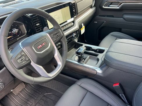 Used 2026 GMC Sierra 1500 SLT w/ SLT Premium Plus Package AWD/4WD image 12
