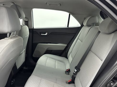 Used 2018 Kia Rio S image 25
