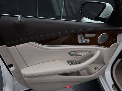 Used 2019 Mercedes-Benz E 450 4MATIC Wagon image 12