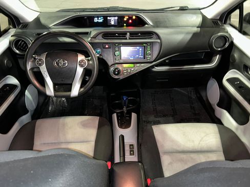 Used 2014 Toyota Prius C Three image 22