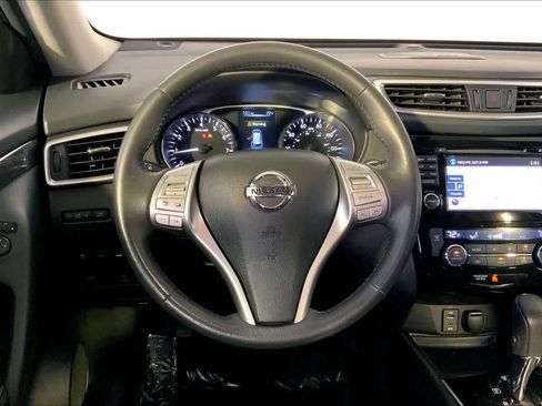 Used 2015 Nissan Rogue SL image 15