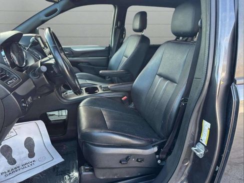 Used 2019 Dodge Grand Caravan GT image 10