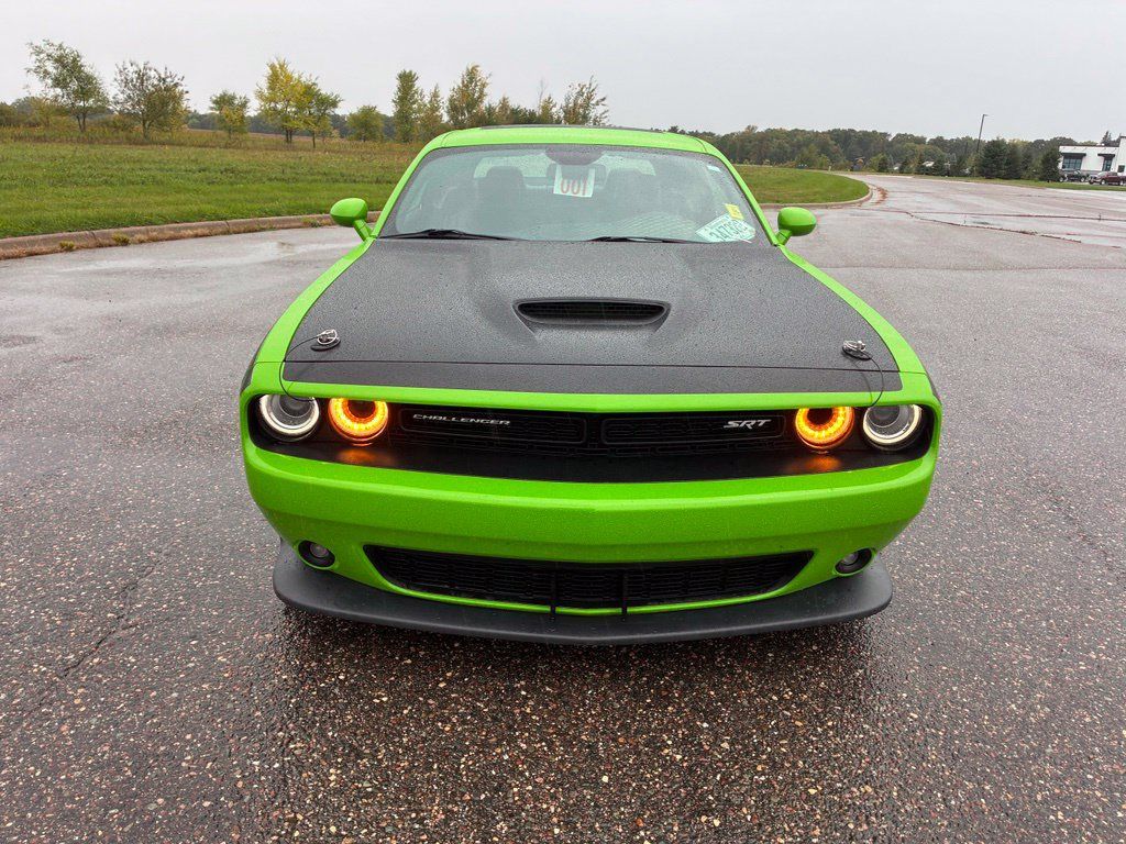 Used 2017 Dodge Challenger SRT RWD image 3